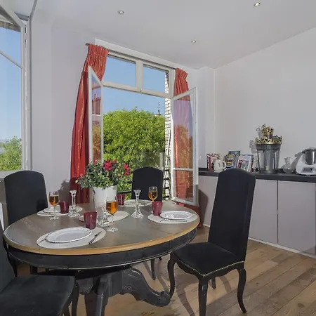 Apartment A Glorious 4br-3ba Apt In Tour Eiffel Paris