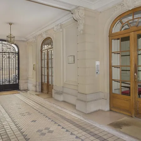 A Glorious 4br-3ba Apt In Tour Eiffel Lejlighed Paris