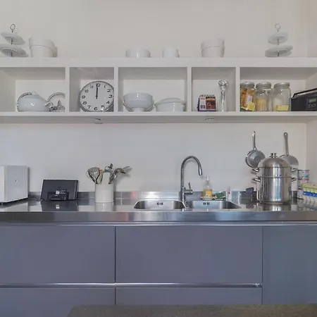 A Glorious 4br-3ba Apt In Tour Eiffel Lejlighed *